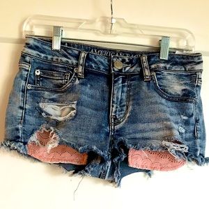 LIKE NEW American Eagle Women’s Jean Shorts